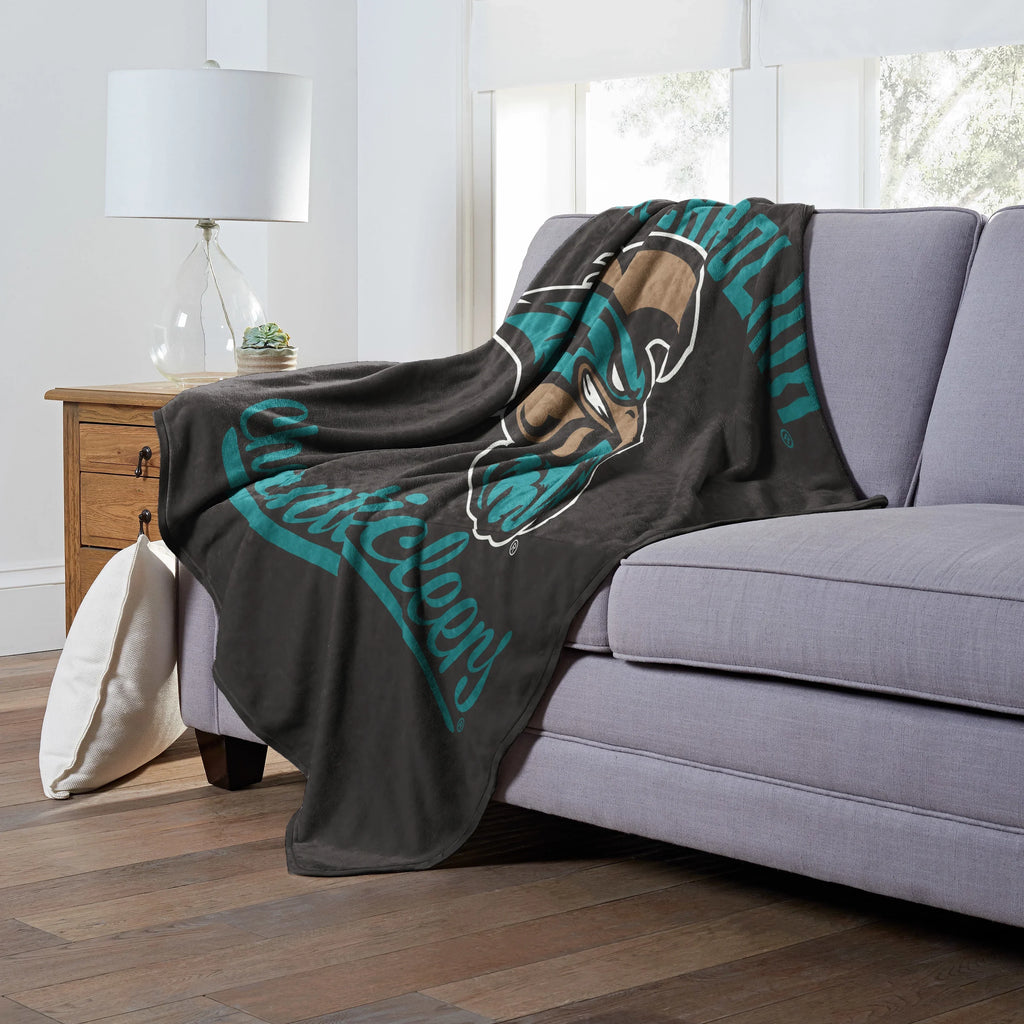 Top-quality Coastal Carolina Chanticleers Alumni Silk Touch Throw Blanket