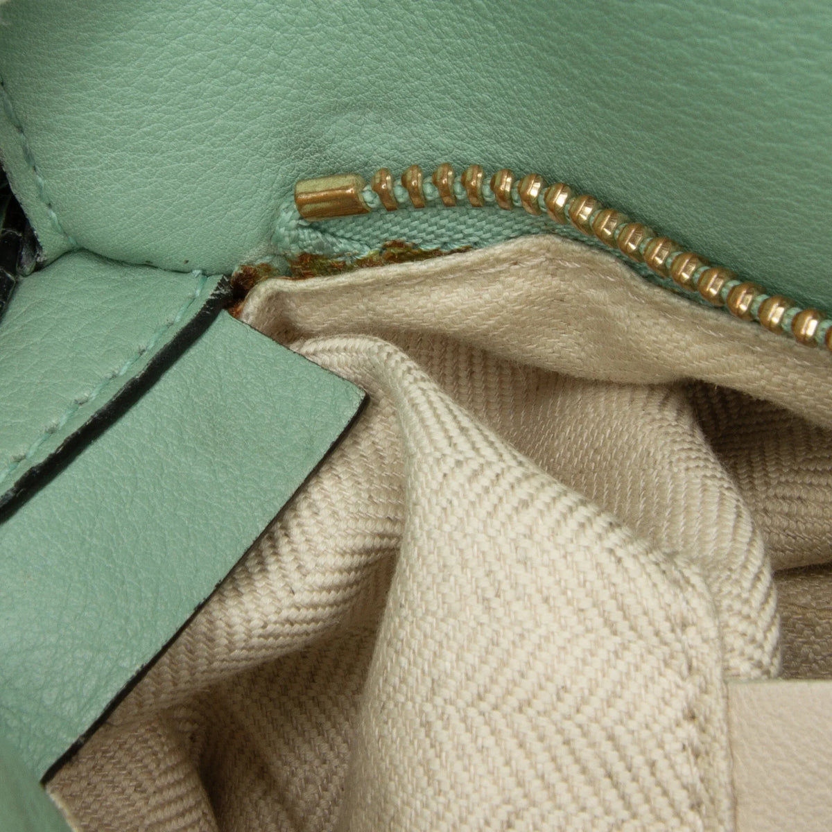 Pre-Owned Authenticated LOEWE Medium Puzzle Satchel Calf Leather Green Unisex (Good) - Perfect for your project