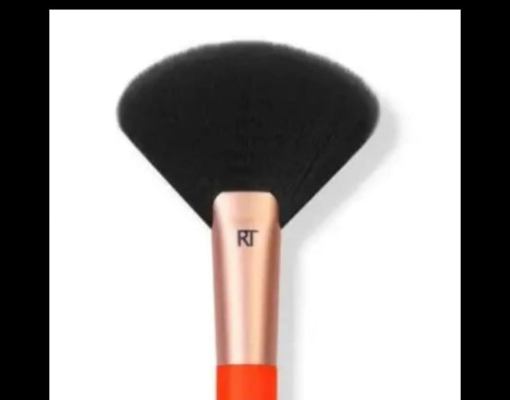 Real Techniques Limited Edition 051 Genuine Glow For Powder Bronzer Highlighter. - Perfect for your project